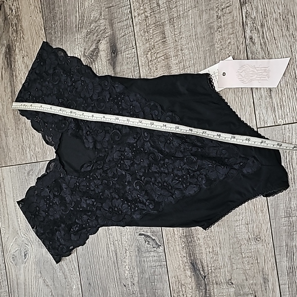 We are HAH/Anthropologie Lady Like Bodysuit Noir Size XS - Picture 7 of 15